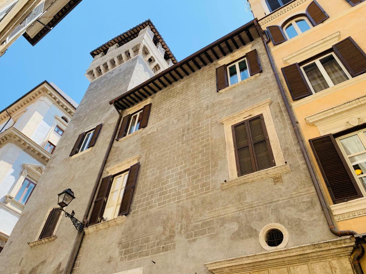Lookout Millina Tower In Navona * Rom